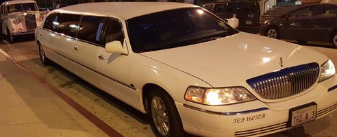 Claremont Vintage Limo